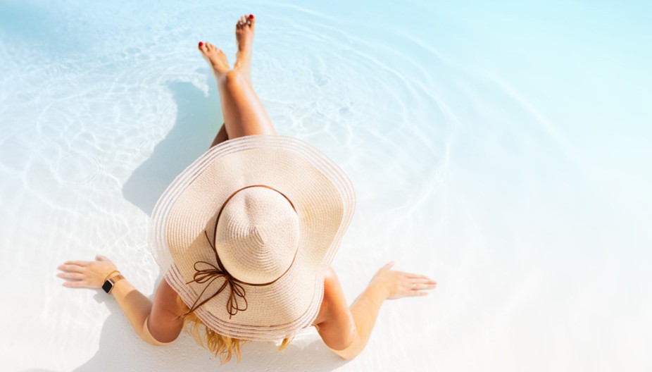 From Poolside to Party-Ready: Post-Sun Recovery Tips with Palmer’s